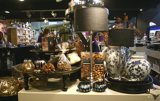 Woonkamer accessoires decoratie: interieurdecoraties web met ... Vaas woonkamer decoratie