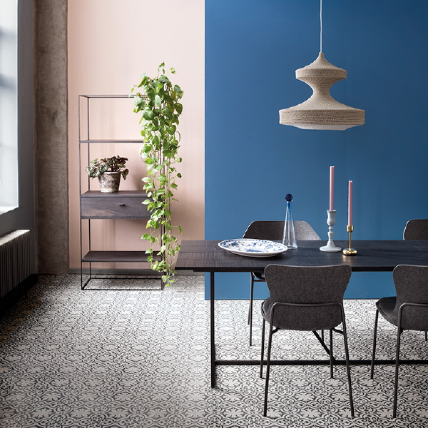 Light & Dark – contrasterende verf tinten van Paint & Paper Library. (Foto Paint & Paper Library  op DroomHome.nl)