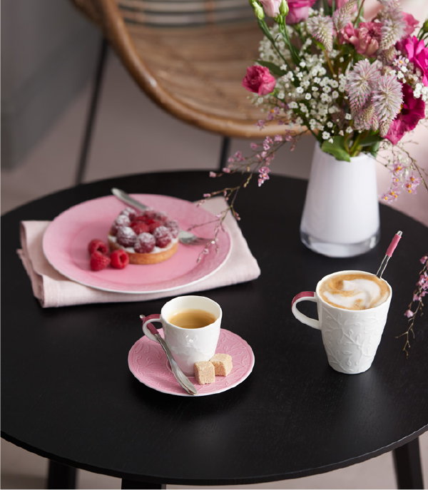 #feelingathome met Villeroy & Boch – Lungo, espresso mokken en kopjes Caffe Club Floral Touch servies van porselein (Foto Villeroy & Boch  op DroomHome.nl)