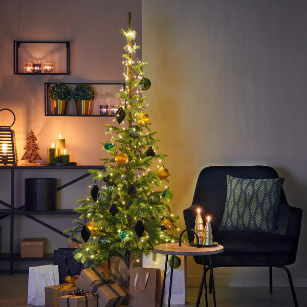 Casa kerst – kersttrends 2019 met de mooiste kerstdecoratie, kerstversiering, kerst verlichting en kerstbomen in verschillende woonstijlen (Foto Casa  op DroomHome.nl)