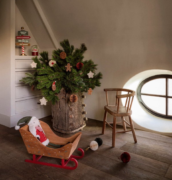 Zara Home kerst 2020 – Sfeervolle kinderkamer met eigen kerstboom en kerstdecoratie (Foto Zara Home  op DroomHome.nl)