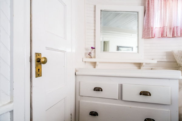 Kleine badkamer inrichten tips (Foto Logan Ripley  op DroomHome.nl)