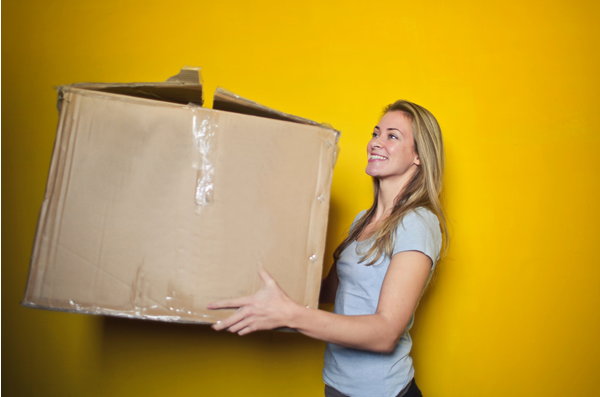 Verhuizen? Tips: Van verhuisdozen tot verhuisbedrijf (Foto: Pexels op DroomHome.nl)