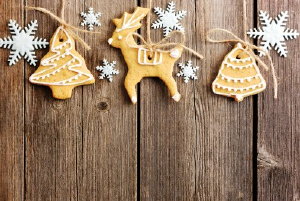 Kerst Thema: Natural Gallery - Kerstkoekjes aan een Touwtje als Kersthangers - Meer Kerst... (Foto 123rf)