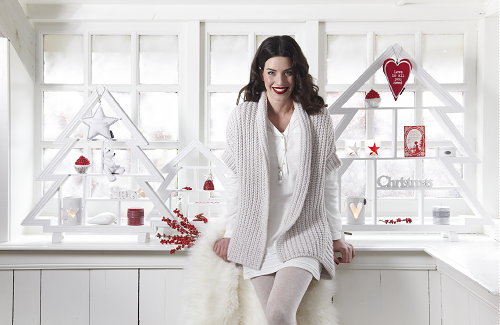 Riverdale Kerst 2012 - Sfeervolle Riverdale Kerst Accessoires in Kerst Thema 'Silver Snowflake' - Kerst Special LEES MEER... (Foto Riverdale  op DroomHome.nl)