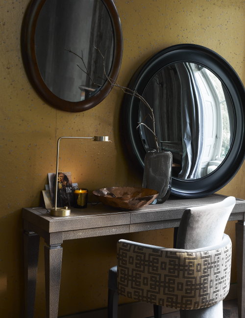 Winter Woontrend Love Luxury! Comfortabele & Luxe Interieur voor een Modern Klassieke Inrichting - Weelderige Stoffen & Behang  - Armani Casa Home Collectie Gold on Gold... (Foto Perscentrum Wonen  op DroomHome.nl