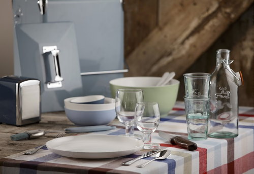 Kleur & Interieur: Pastel Kleuren in Huis! – Tafel Dekken in Pastel! - Zomerse Pastel Woonaccessoires & Servies  Inspiratie in Zacht Roze, Blauw en Mint Groen LEES MEER... (Foto Pastel Kleur Interieur Woonaccessoires vtwonen.nl   op DroomHome.nl)