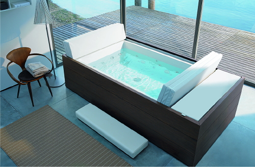 Buitenbad Trends - Pool Pleasure - de Zomer kan beginnen! - Duravit Pool Sundeck met Daybed op het Terras - MEER Baden ... (Foto Duravit Pool Sundeck Daybed   op DroomHome.nl)