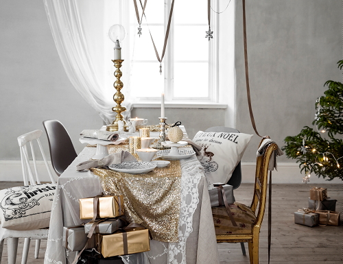 Kerst Trend: Ingetogen Glamour Kerst met Goudkoorts! - Chique Kerst Stijl met een Vleugje Bling in de Kerstdecoratie & Kerstversiering - Glamour met Vergrijsde Kleuren op de Kersttafel van H&M Home! - MEER Kerst... (Foto H&M Home, Perscentrum Wonen  op DroomHome.nl)
