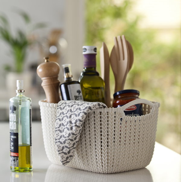 Huishouden Trend: Knit by Curver – ‘Gebreide’ Plastic Opbergmanden voor de Keuken en Badkamer. (Foto Curver   op DroomHome.nl)