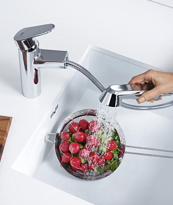 Grohe Keukenkranen Trends  - Grohe Keukenmengkraan Eurodisc Cosmopolitan (Foto Grohe, Superbath.nl  op DroomHome.nl)