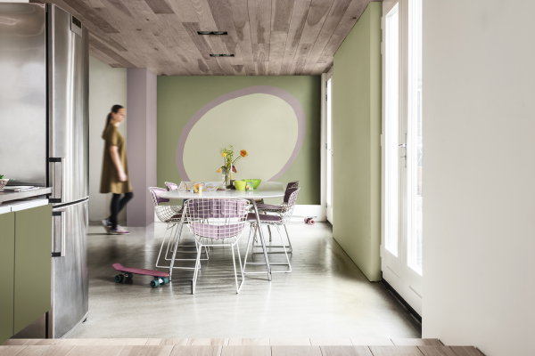 Kleurtrend 2018 The Playful Home – Inspirerende Ruimte in een Palet van Groen, Geel en Goud – Keuken. (Foto Flexa  op DroomHome.nl)